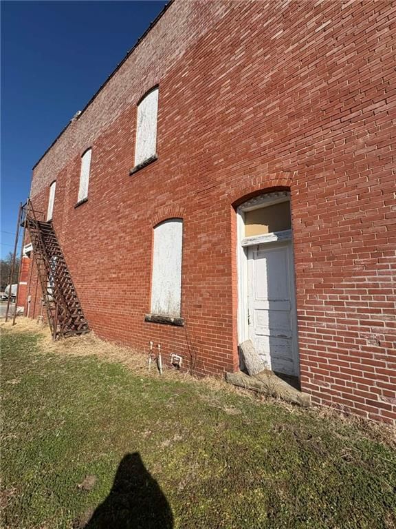 124 W Main Street — photo 3