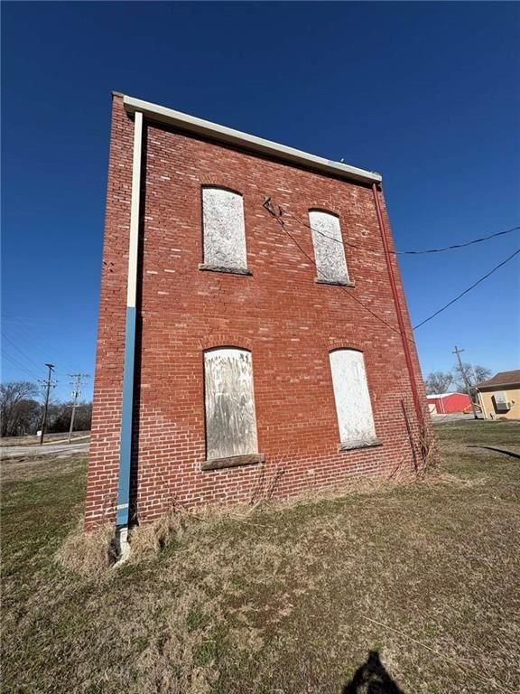 124 W Main Street — photo 4