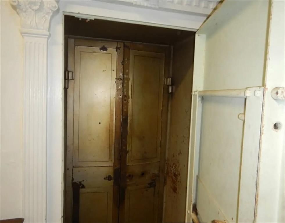 124 W Main Street — photo 8
