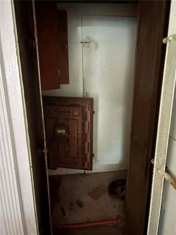 124 W Main Street — photo 13