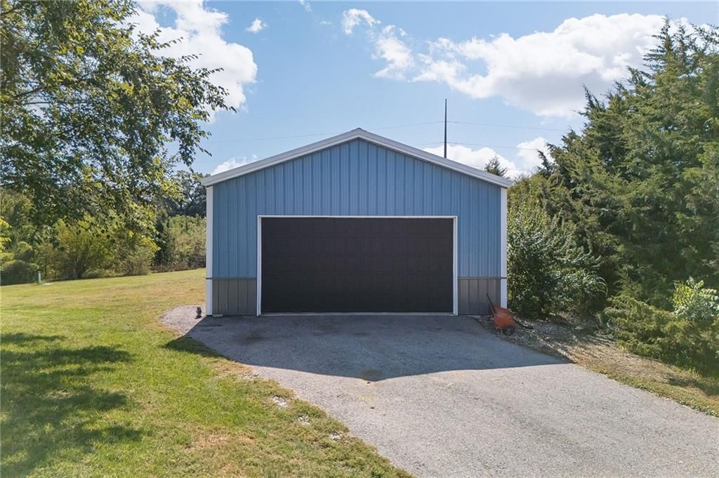 17205 Thomas Lane Road — photo 43