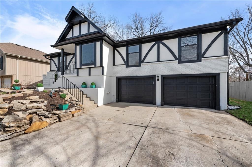 1016 SE 6th Street, Lee's Summit, MO