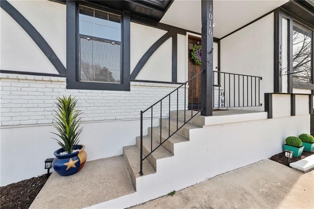 1016 SE 6th Street — photo 5