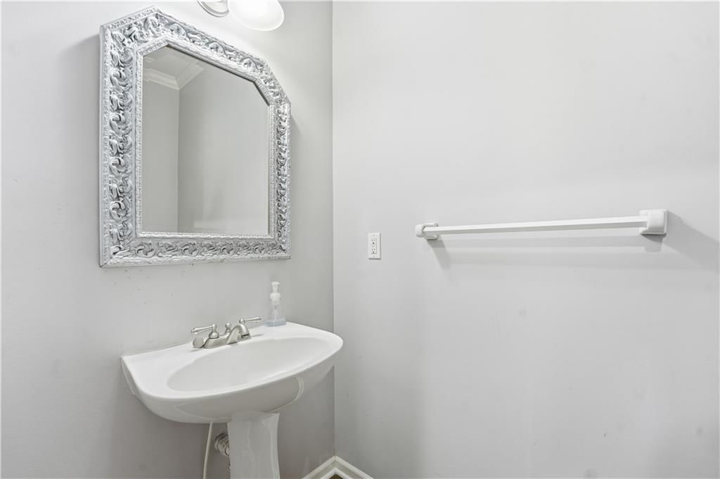 21715 W 100 Terrace — photo 15