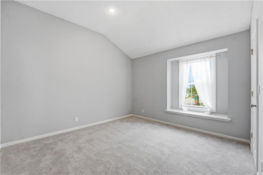 21715 W 100 Terrace — photo 22