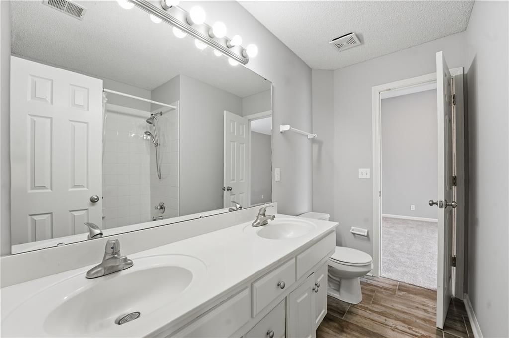 21715 W 100 Terrace — photo 24