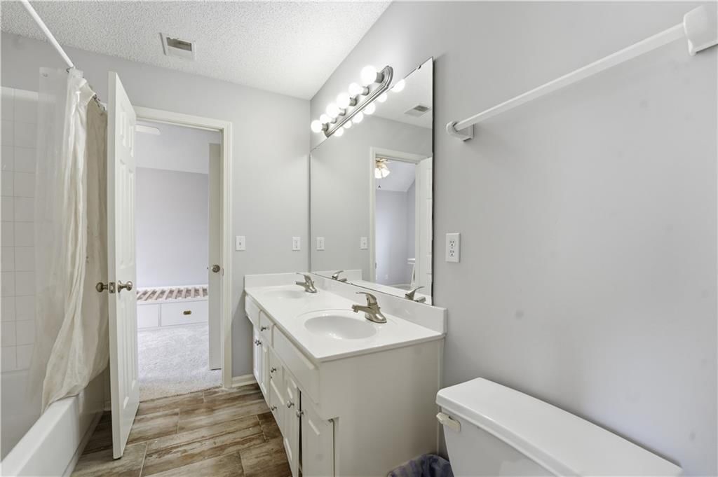 21715 W 100 Terrace — photo 25