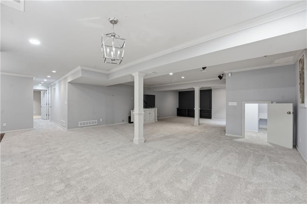 21715 W 100 Terrace — photo 36