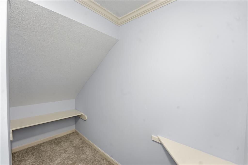 21715 W 100 Terrace — photo 44