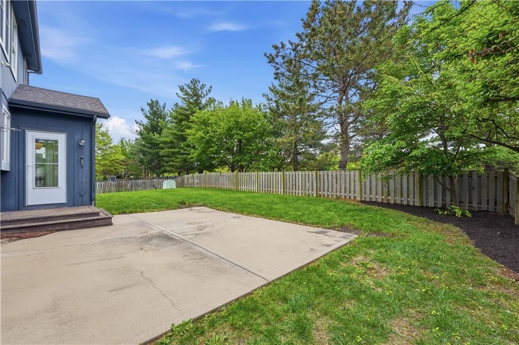 21715 W 100 Terrace — photo 45