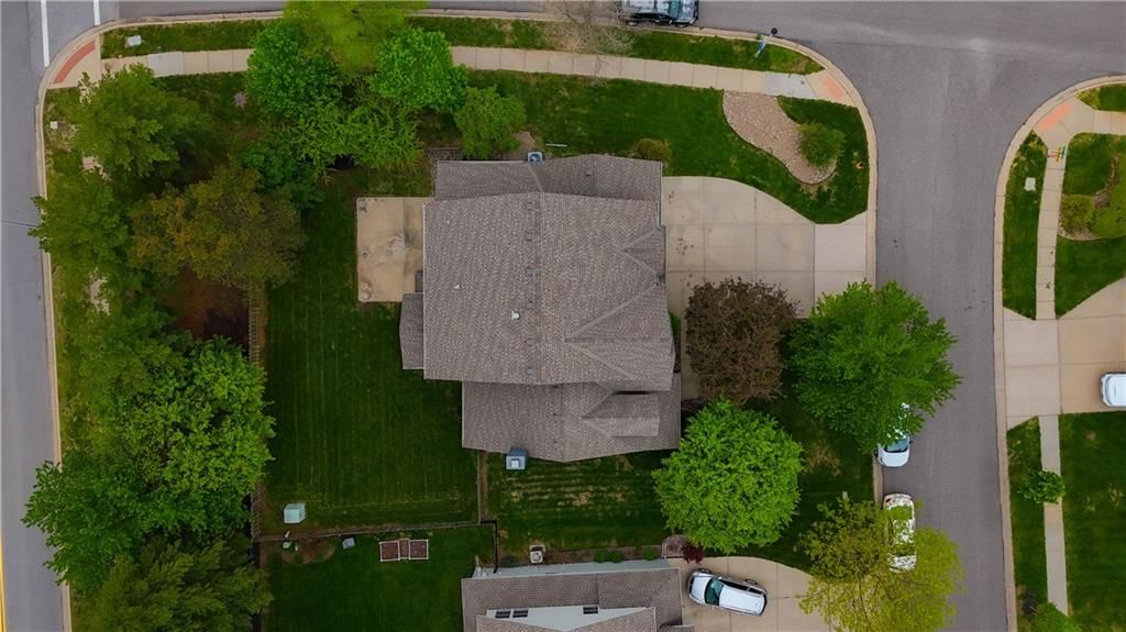 21715 W 100 Terrace — photo 52