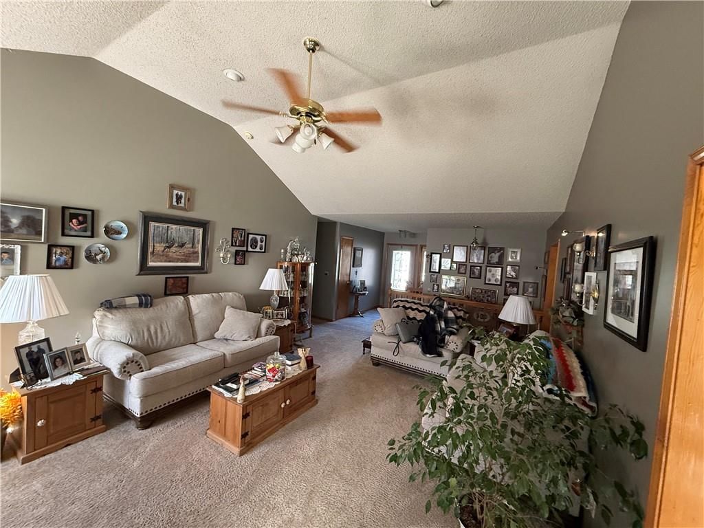 617 Oakwood Street — photo 6