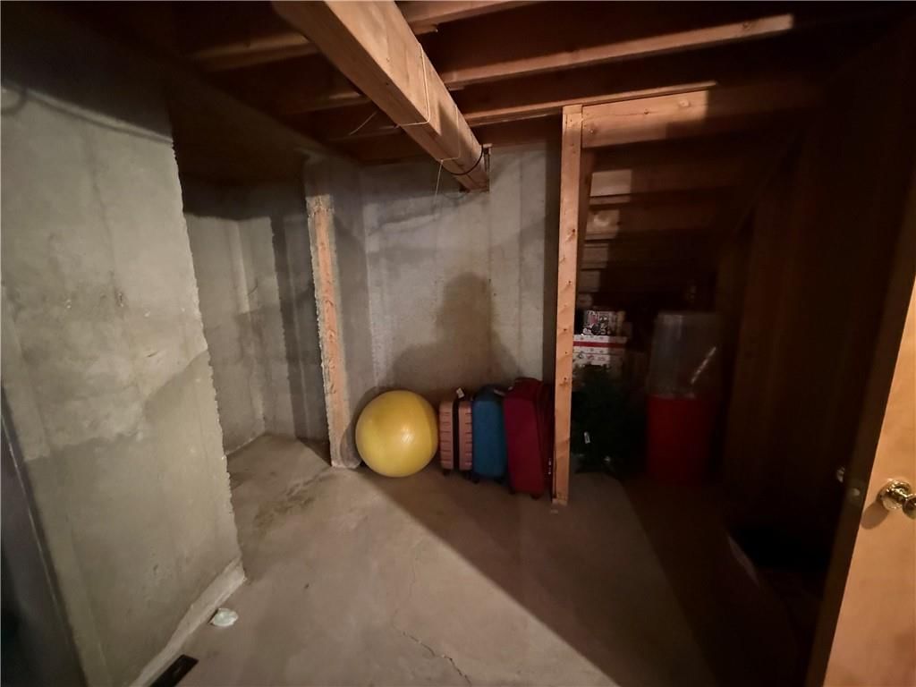 617 Oakwood Street — photo 22