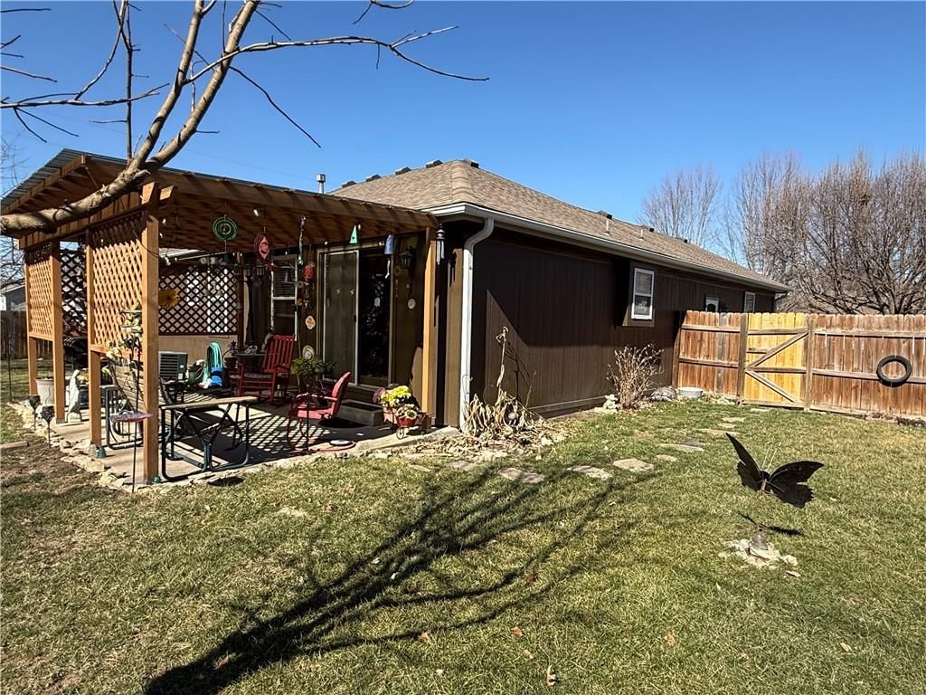 617 Oakwood Street — photo 29