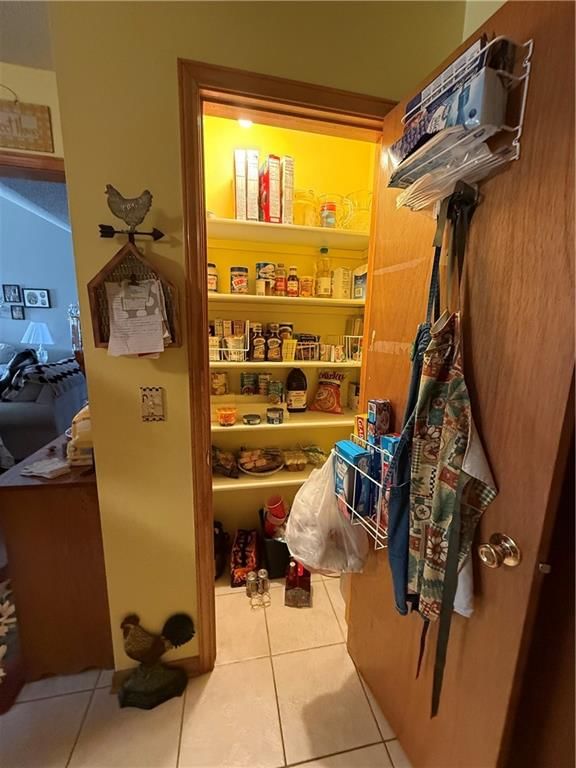 617 Oakwood Street — photo 32