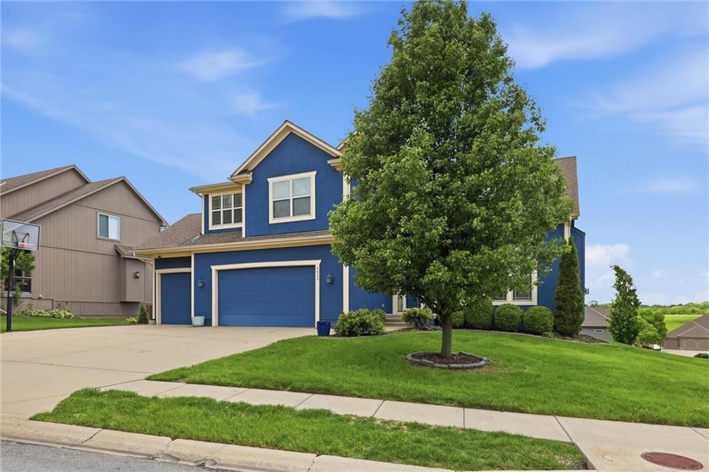 1217 Hampton Drive — photo 3