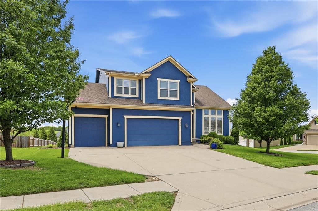 1217 Hampton Drive — photo 4