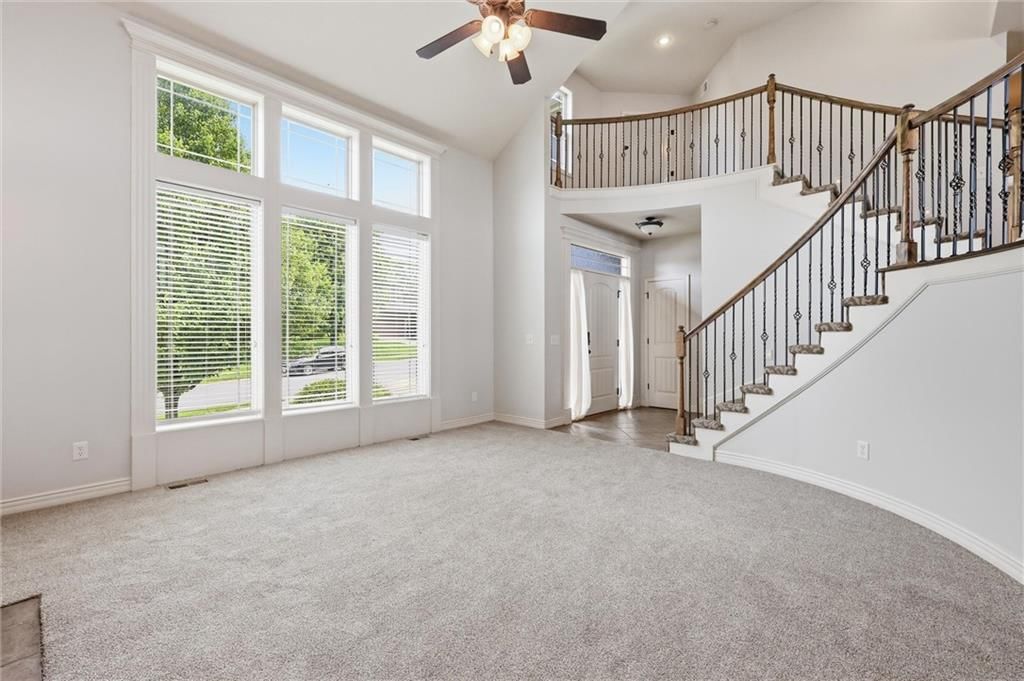 1217 Hampton Drive — photo 9