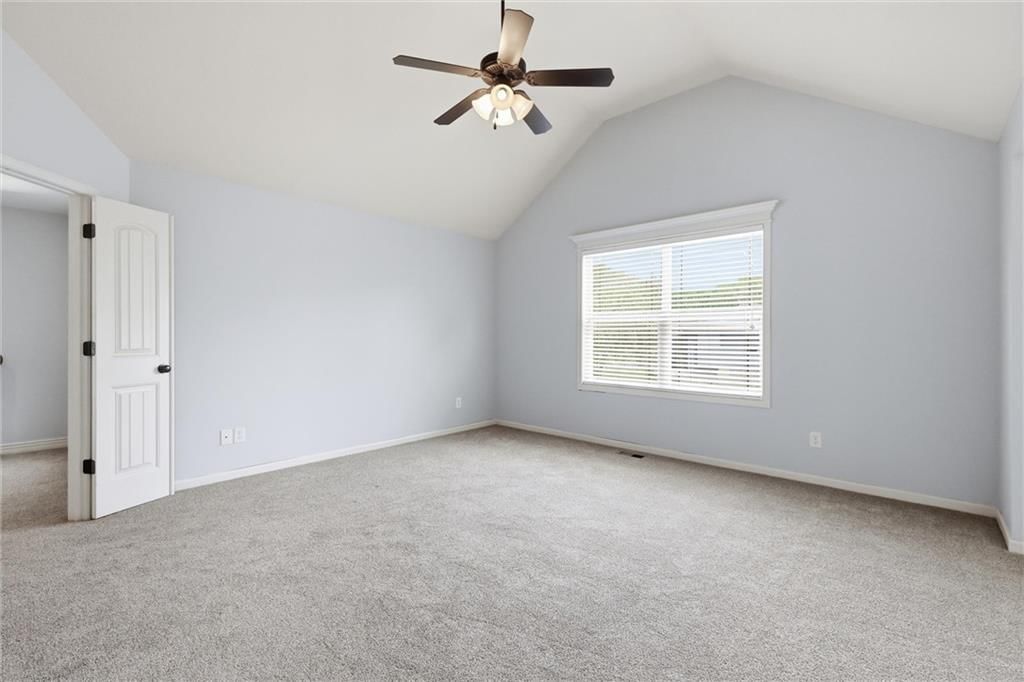 1217 Hampton Drive — photo 17