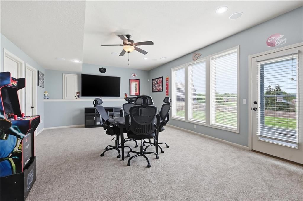 1217 Hampton Drive — photo 29