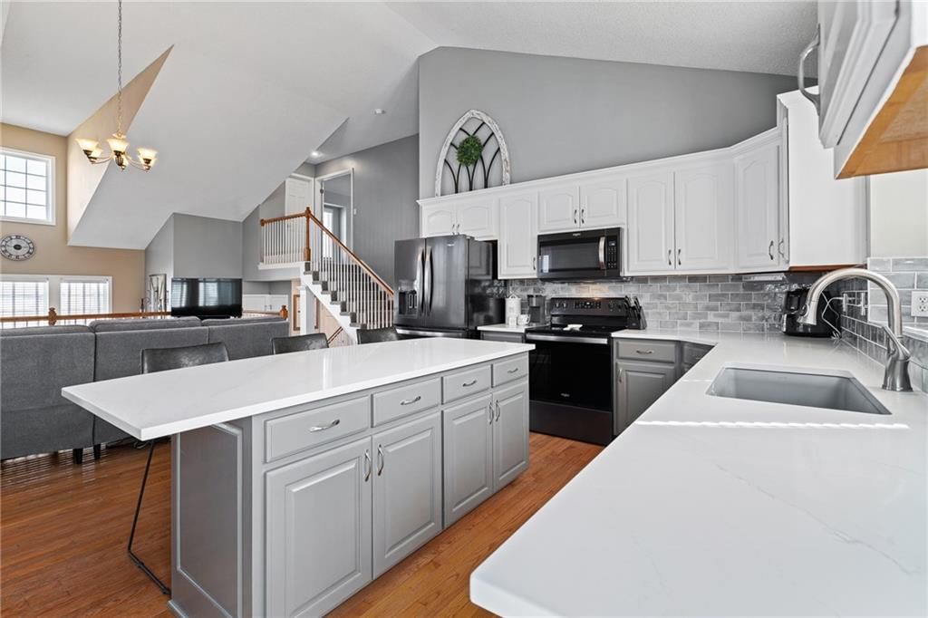 12670 S Hedge Court — photo 8