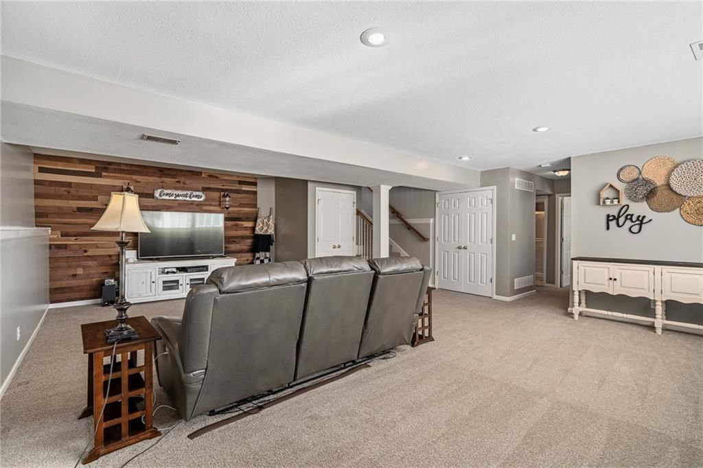 12670 S Hedge Court — photo 18