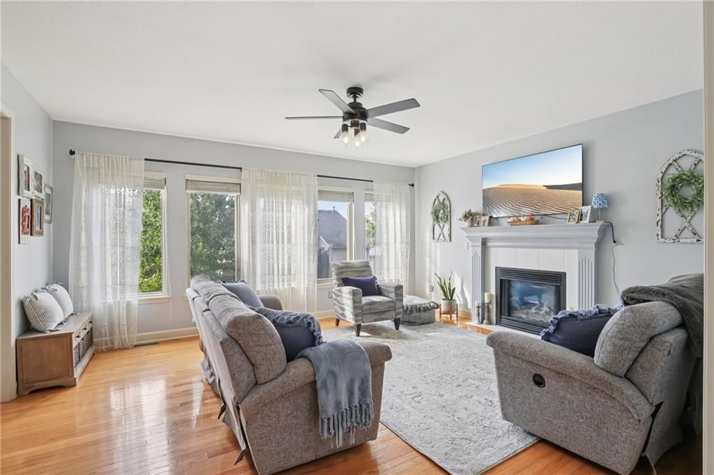 208 Westgate Court — photo 5