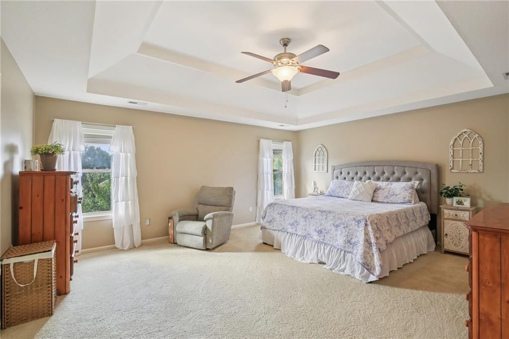 208 Westgate Court — photo 9