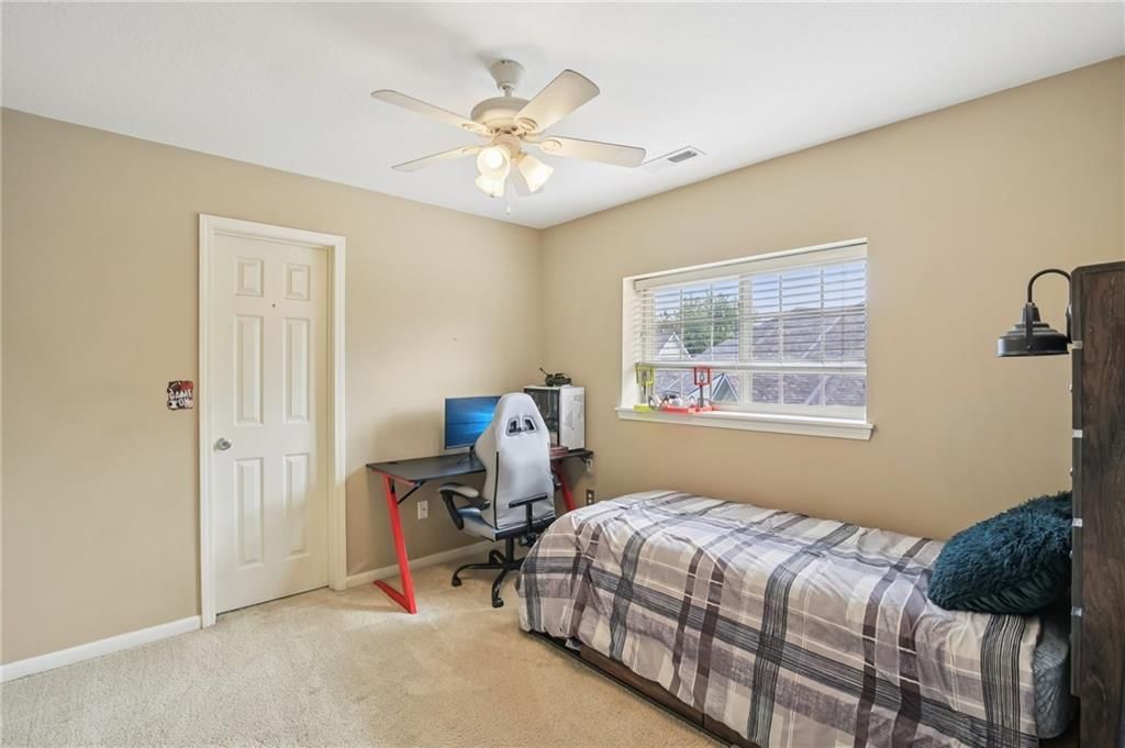 208 Westgate Court — photo 14