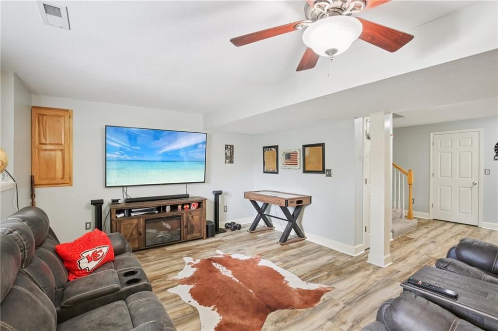 208 Westgate Court — photo 19