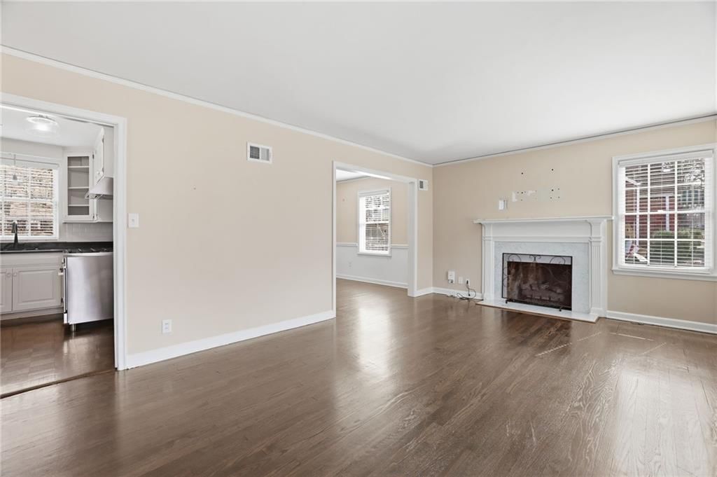 5905 Catalina Street — photo 4