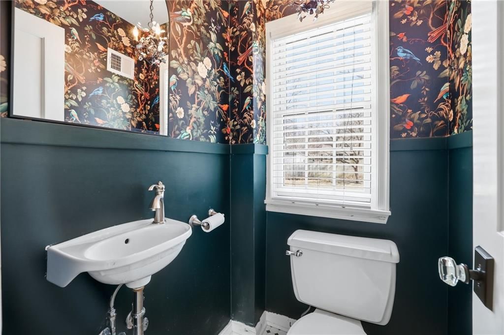 5905 Catalina Street — photo 10