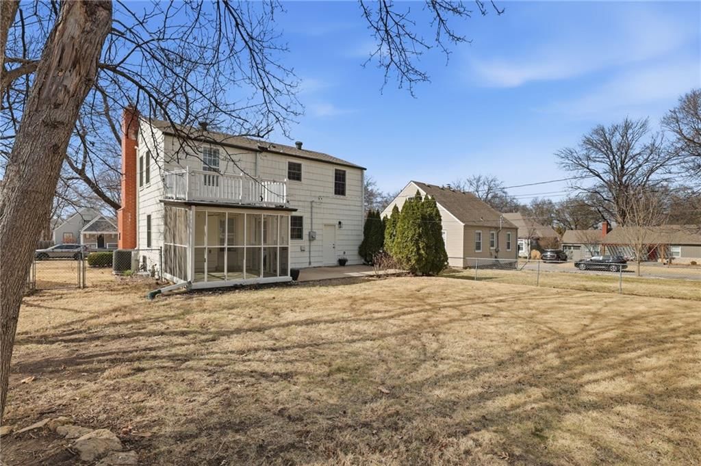5905 Catalina Street — photo 23