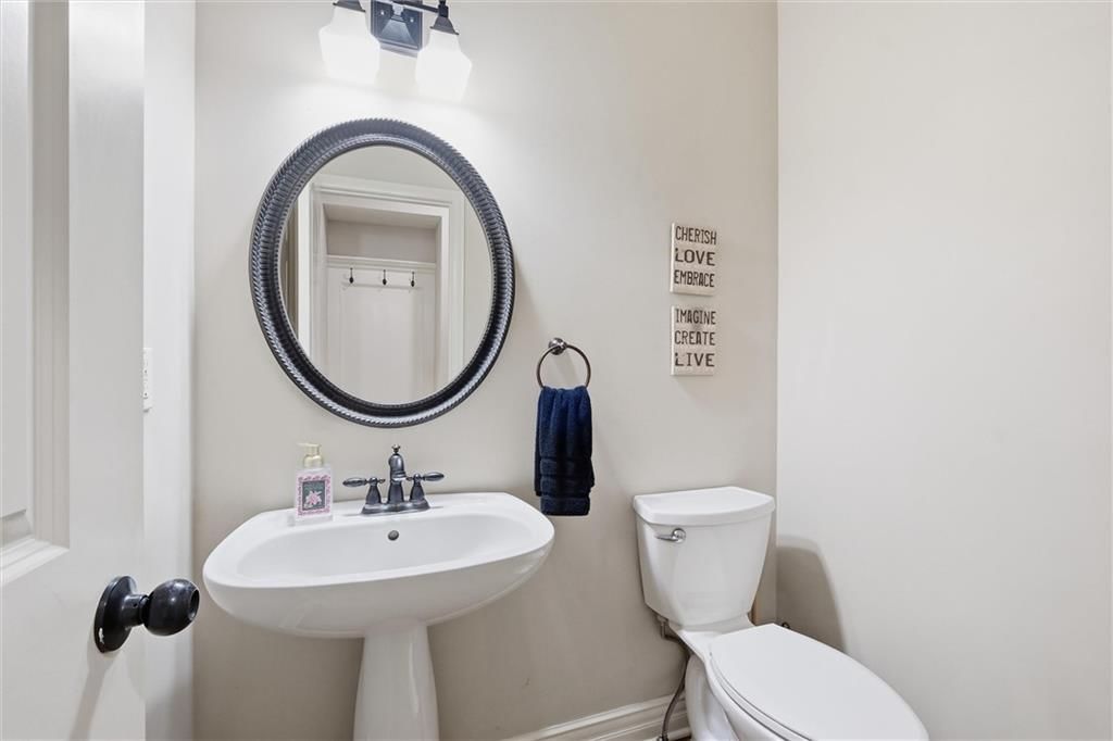 312 SE Battery Drive — photo 22