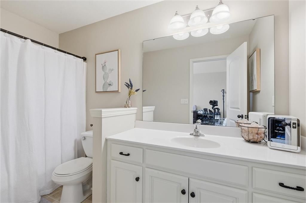 312 SE Battery Drive — photo 29