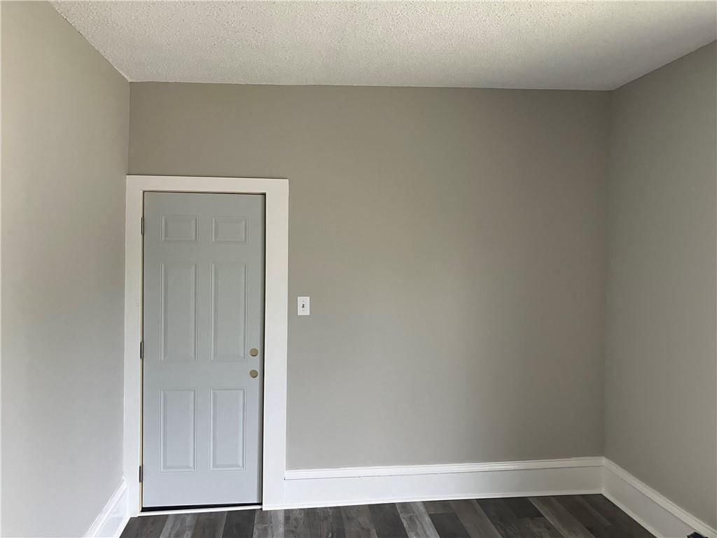 301 S Main Street — photo 3