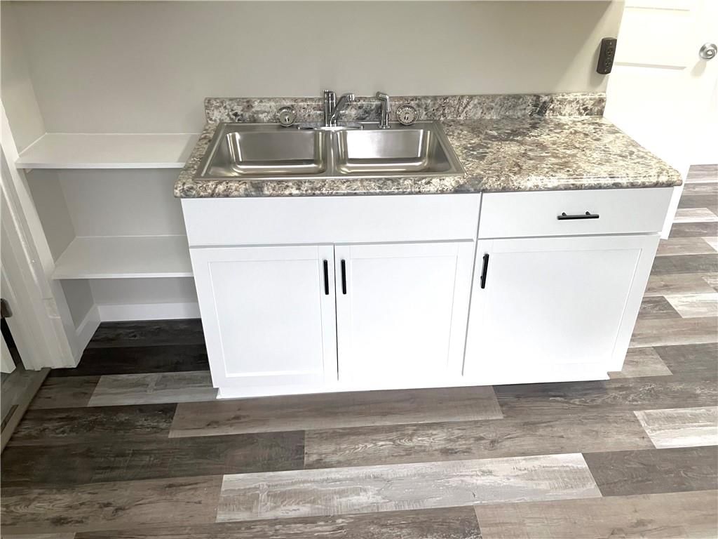 301 S Main Street — photo 16
