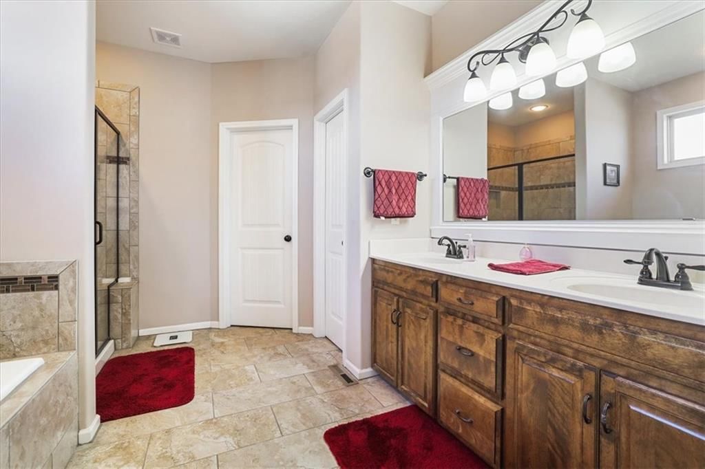 706 Crestridge Drive — photo 17