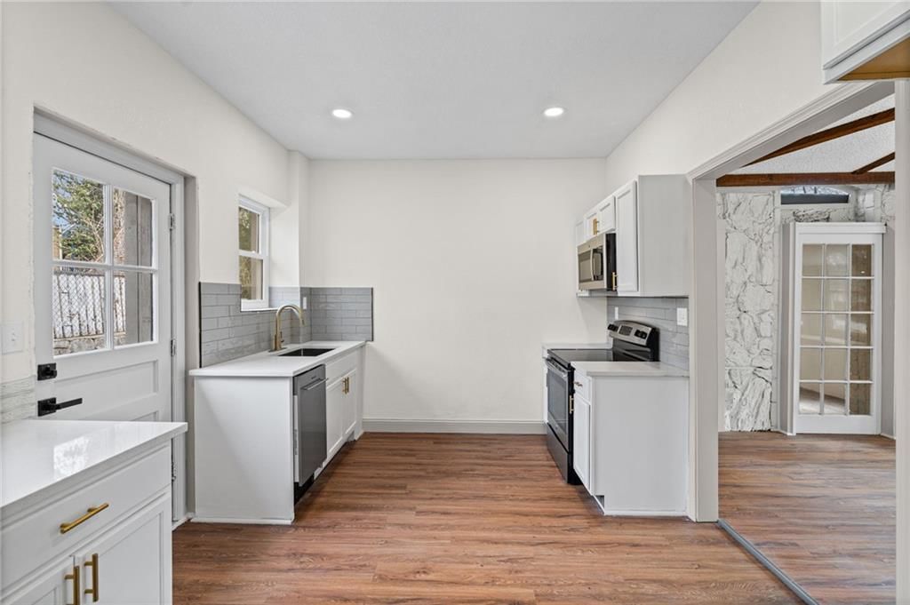 3644 Washington Avenue — photo 4