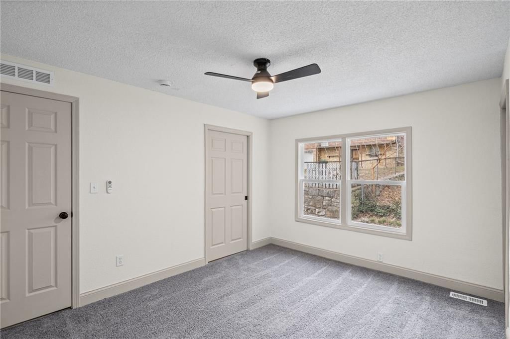3644 Washington Avenue — photo 9