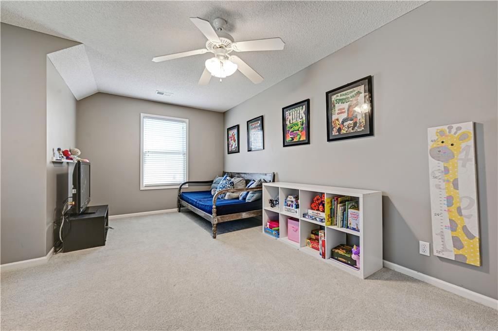 6047 Theden Street — photo 19