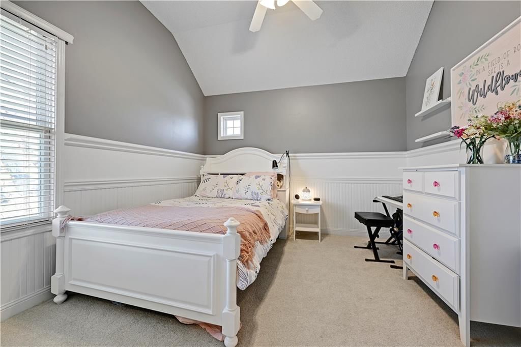 6047 Theden Street — photo 22
