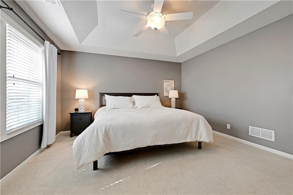 6047 Theden Street — photo 24