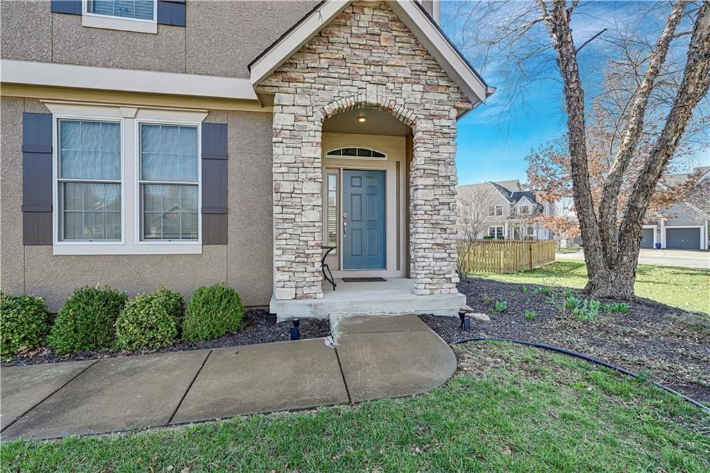 6047 Theden Street — photo 34