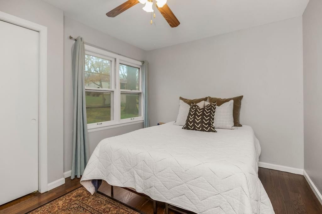 9804 HOLLY Street — photo 18
