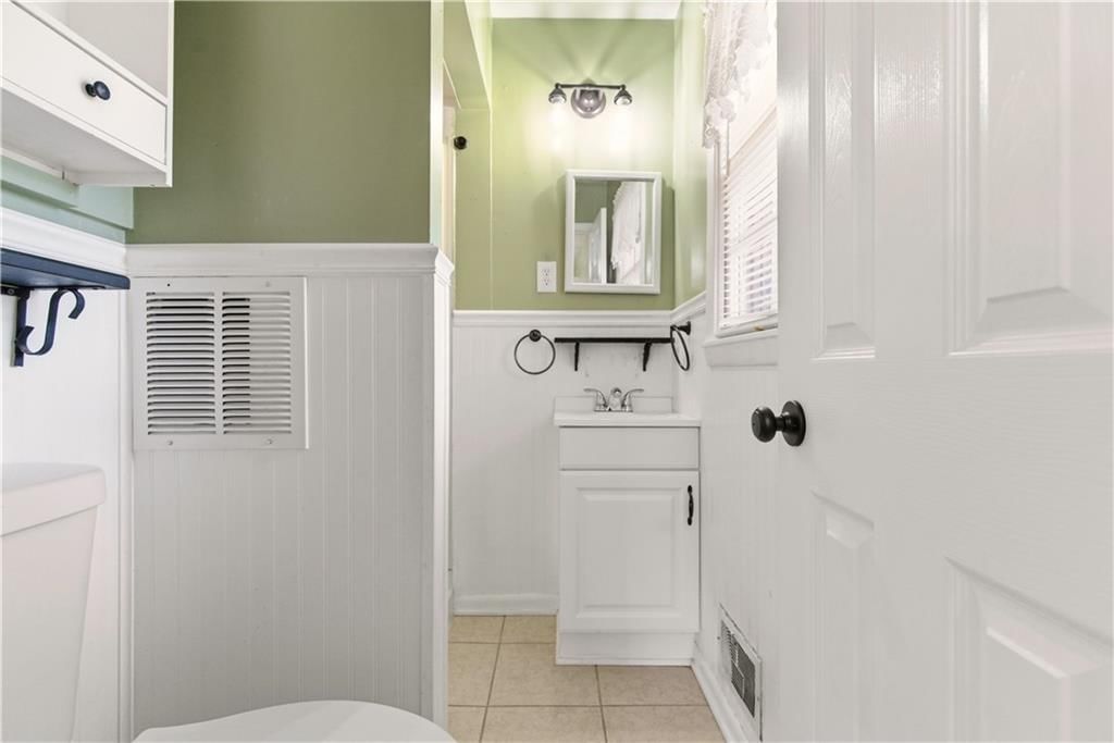 801 NW Thieme Street — photo 11