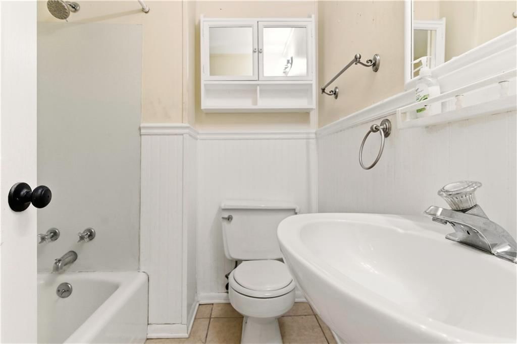 801 NW Thieme Street — photo 14