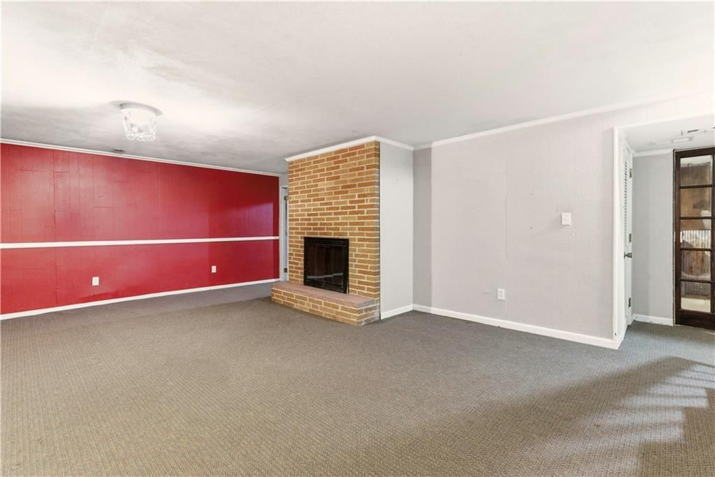 801 NW Thieme Street — photo 15