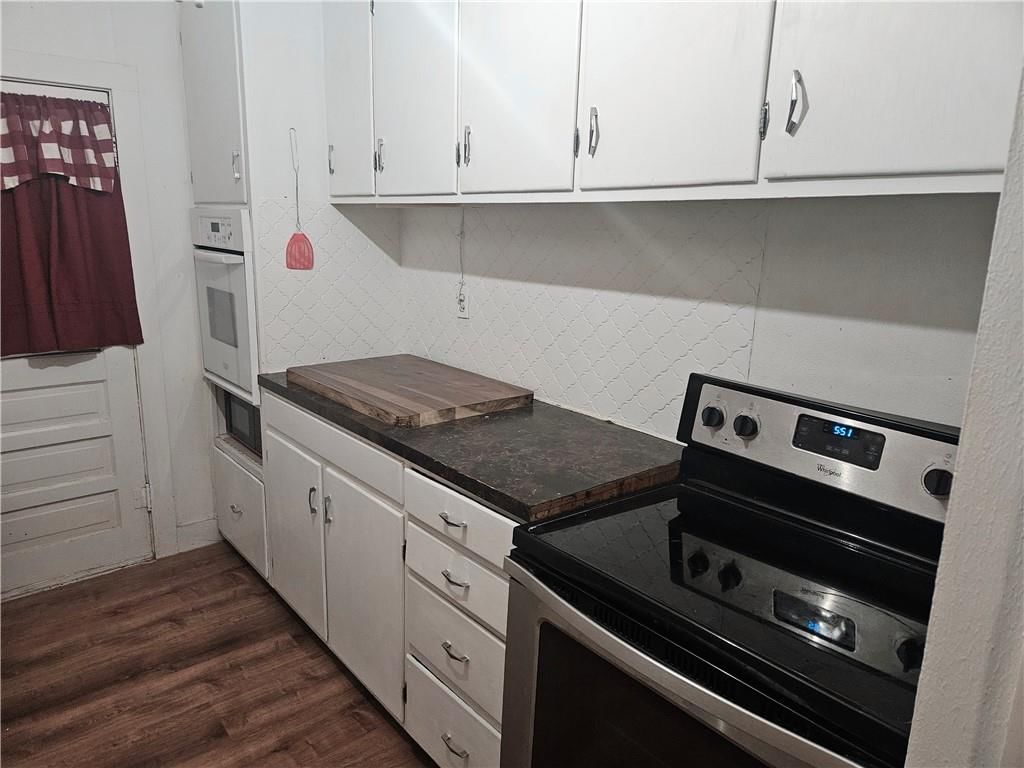 328 N Ericson Avenue — photo 14