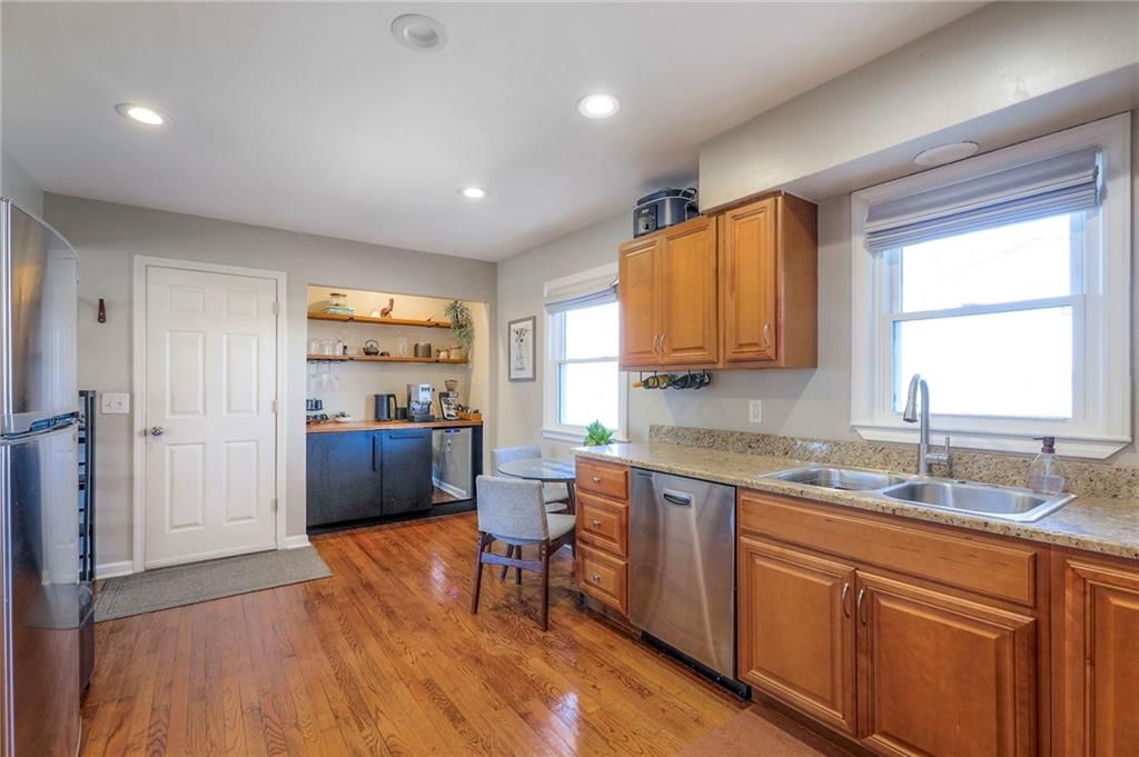 600 W 96th Street — photo 12